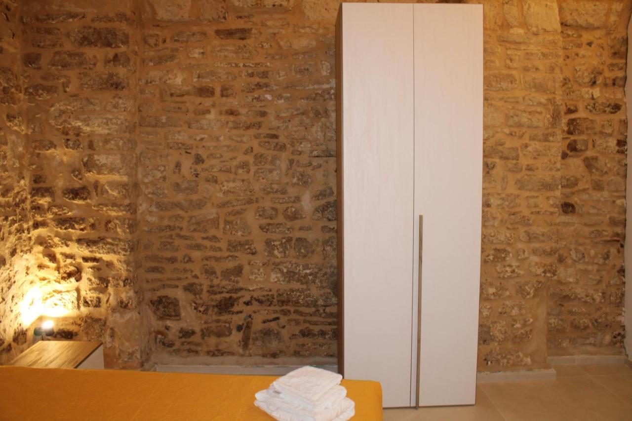 B&B Terragine Bari Zewnętrze zdjęcie